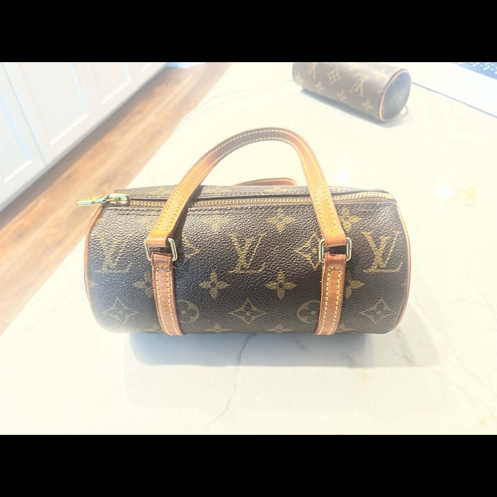 Authentic Louis Vuitton Papillon 19